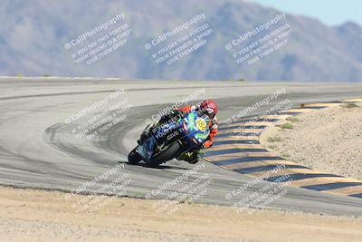 media/Oct-05-2025-CVMA (Sun) [[beeef4f201]]/Race 11-500-400(4)-350 Supersport/